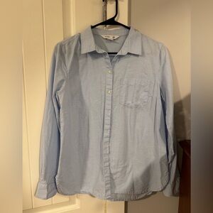 Old Navy Women's Light Blue Button Down Shirt